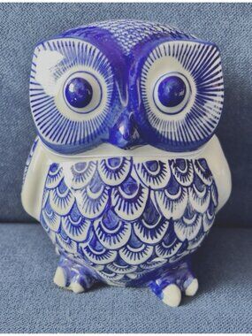 Chinoiserie OWL Blue & White Porcelain Hand Painted Ceramic Animal Bird Decor